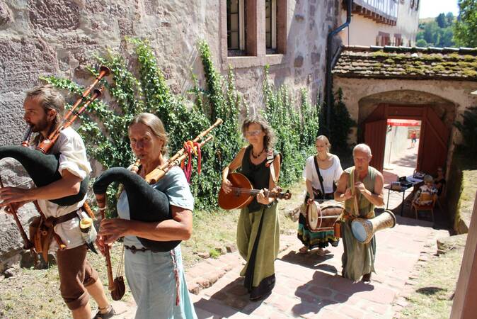 Mittelalterliche Musik beim Handwerkerhof.